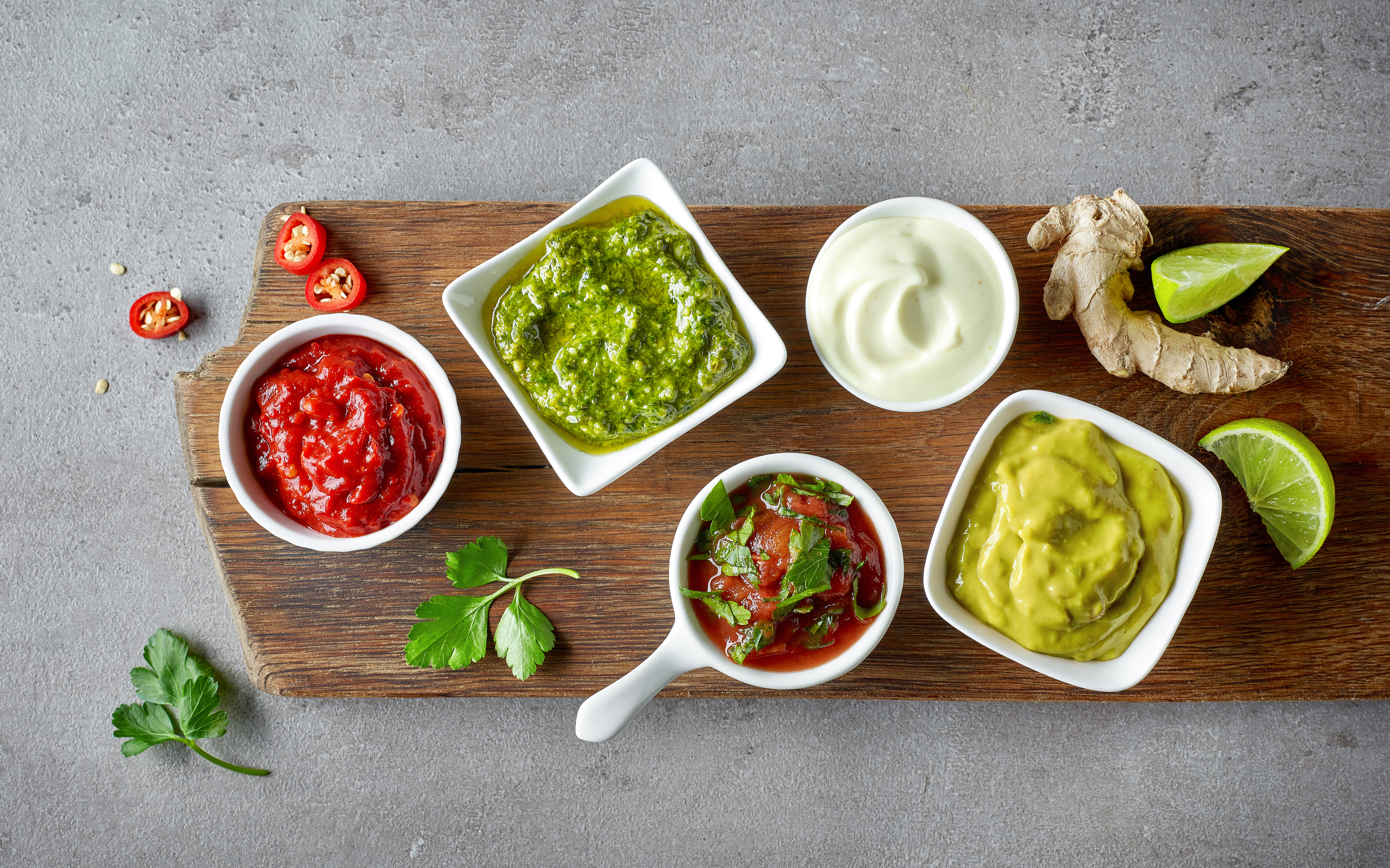 Receta: así se prepara la salsa napolitana, pesto y vodka rosa