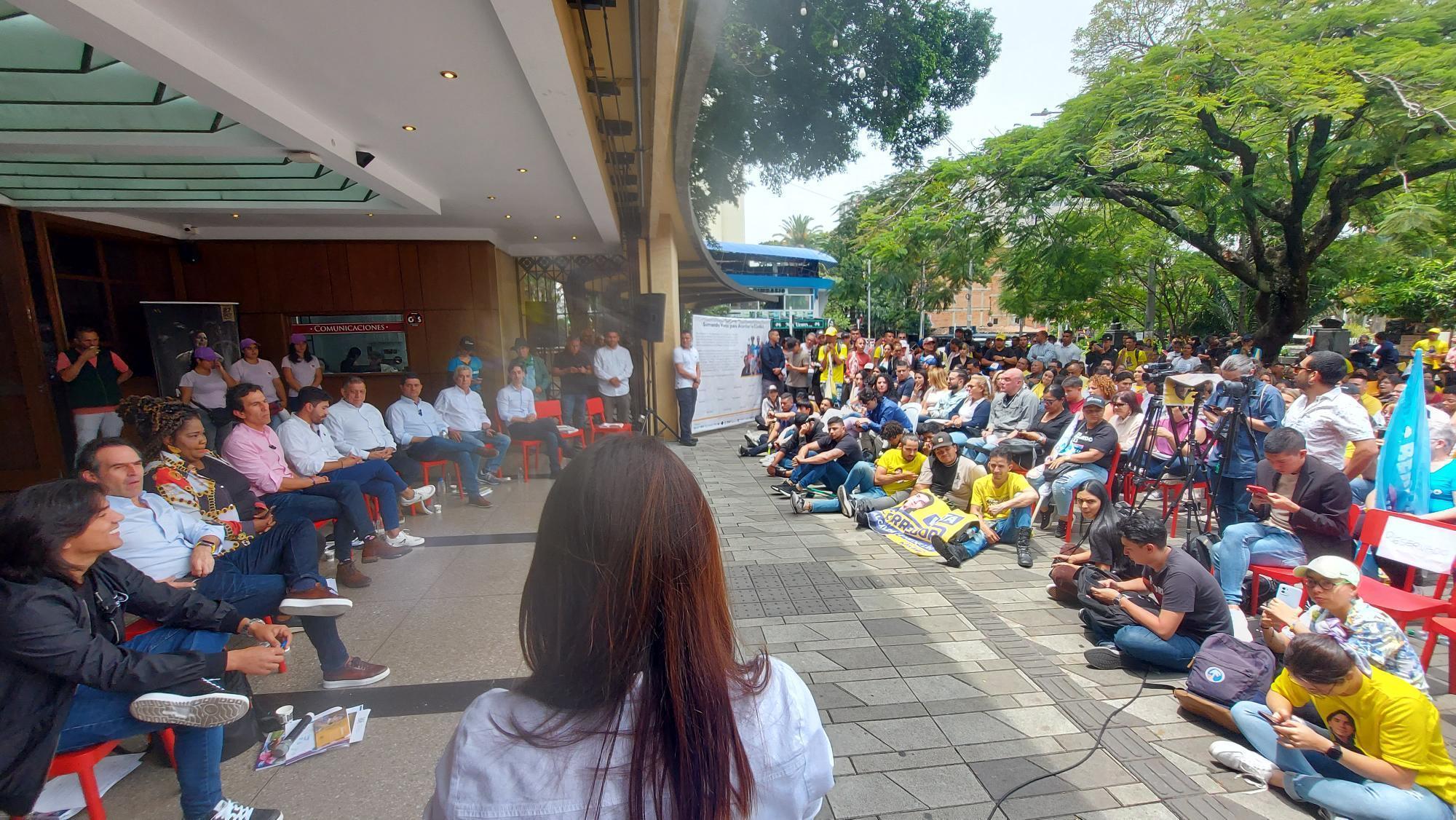 Organizaciones sociales participativas para una democracia sólida