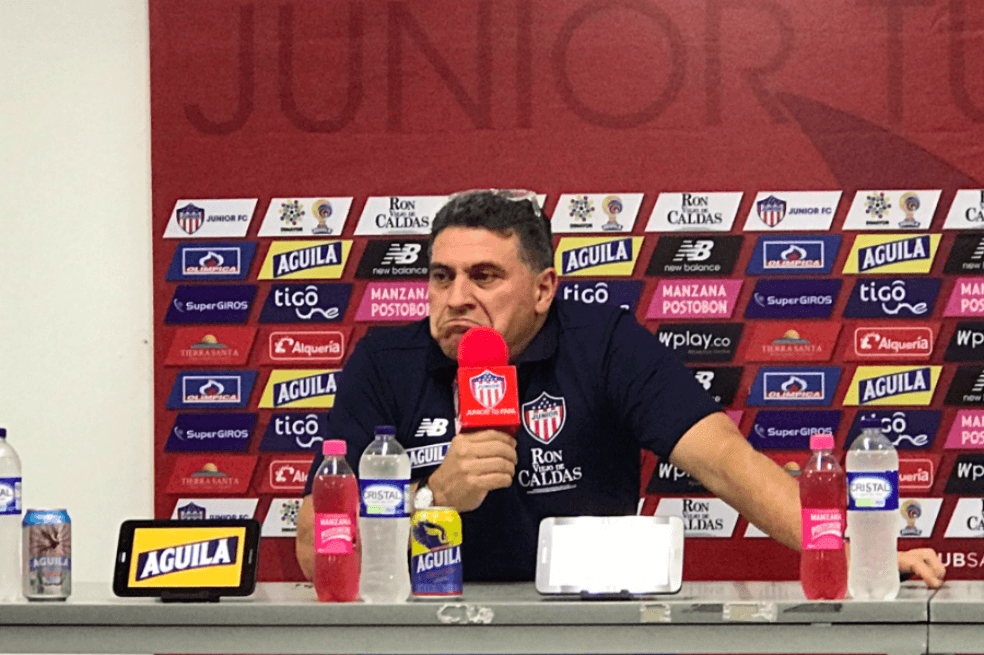 “Es necesario que el VAR se implemente pronto”: Luis Fernando Suárez