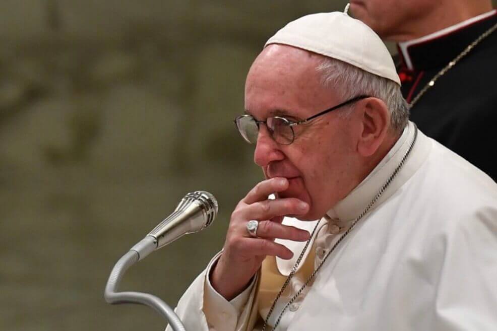 Retan al papa Francisco a volverse vegano durante toda la cuaresma