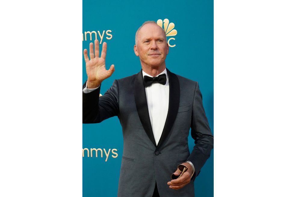 Las celebridades estadounidenses más importantes llegaron a la gala de los Premios Emmy y lucieron sus mejores prendas.