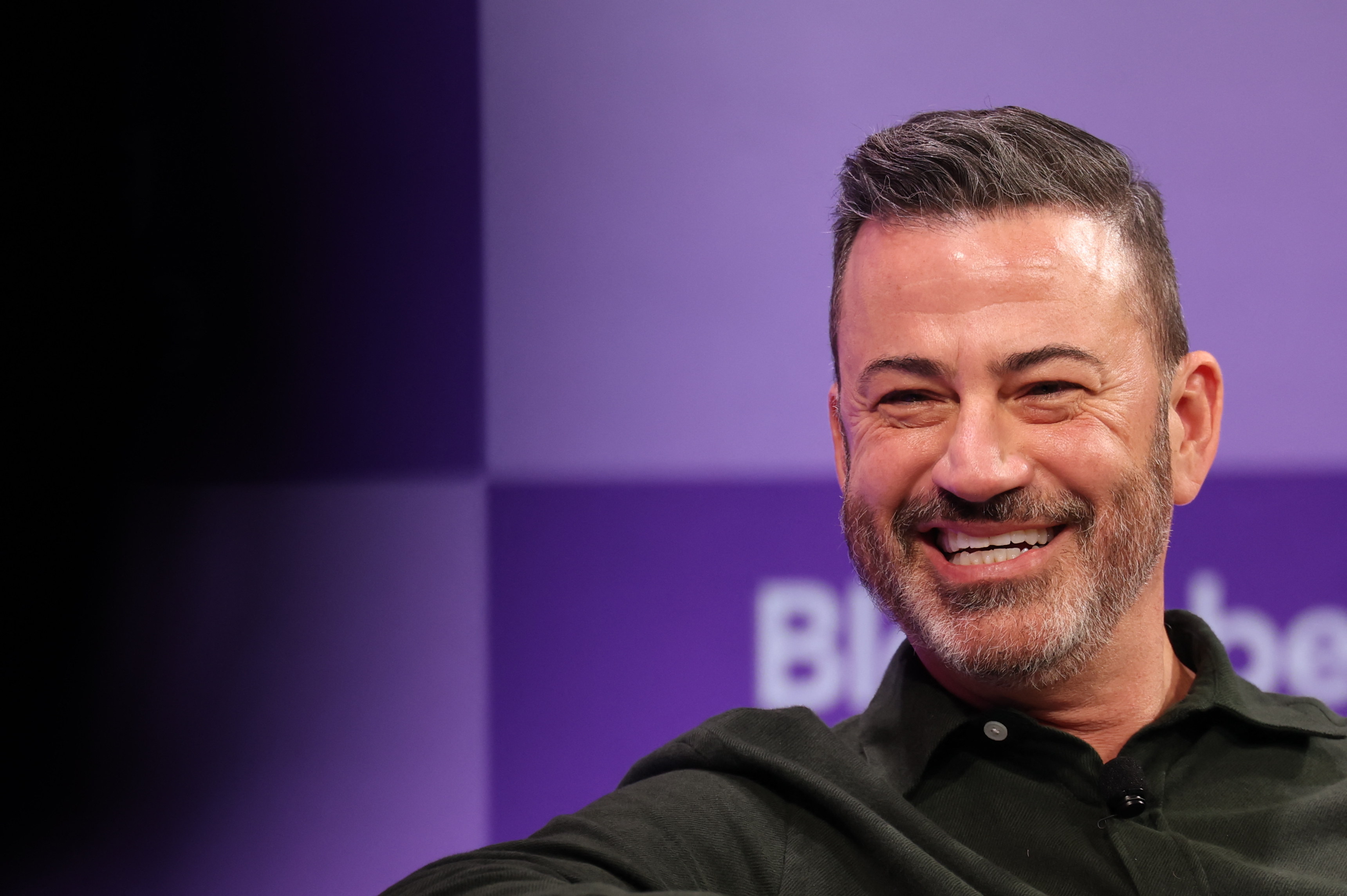 ¿Más premios para Trump? Jimmy Kimmel ofrece los suyos a cambio de sacar ICE de Mineápolis