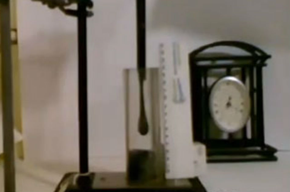Una gota que duró 69 años en caer, uno de los experimentos más antiguos del mundo