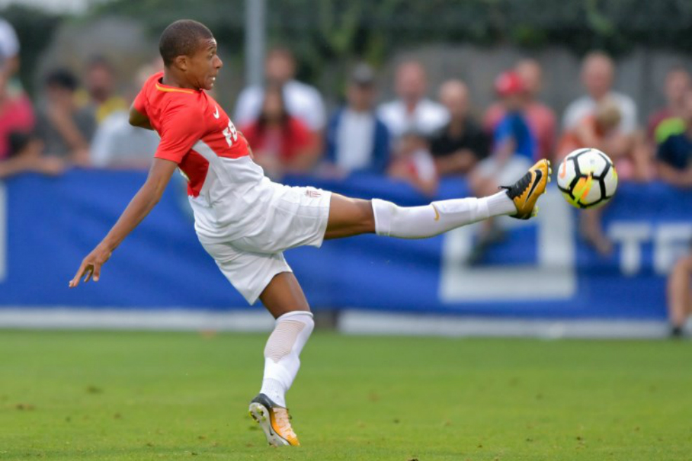 En una operación de 180 millones de euros, Mbappé dejaría Mónaco e iría a Real Madrid