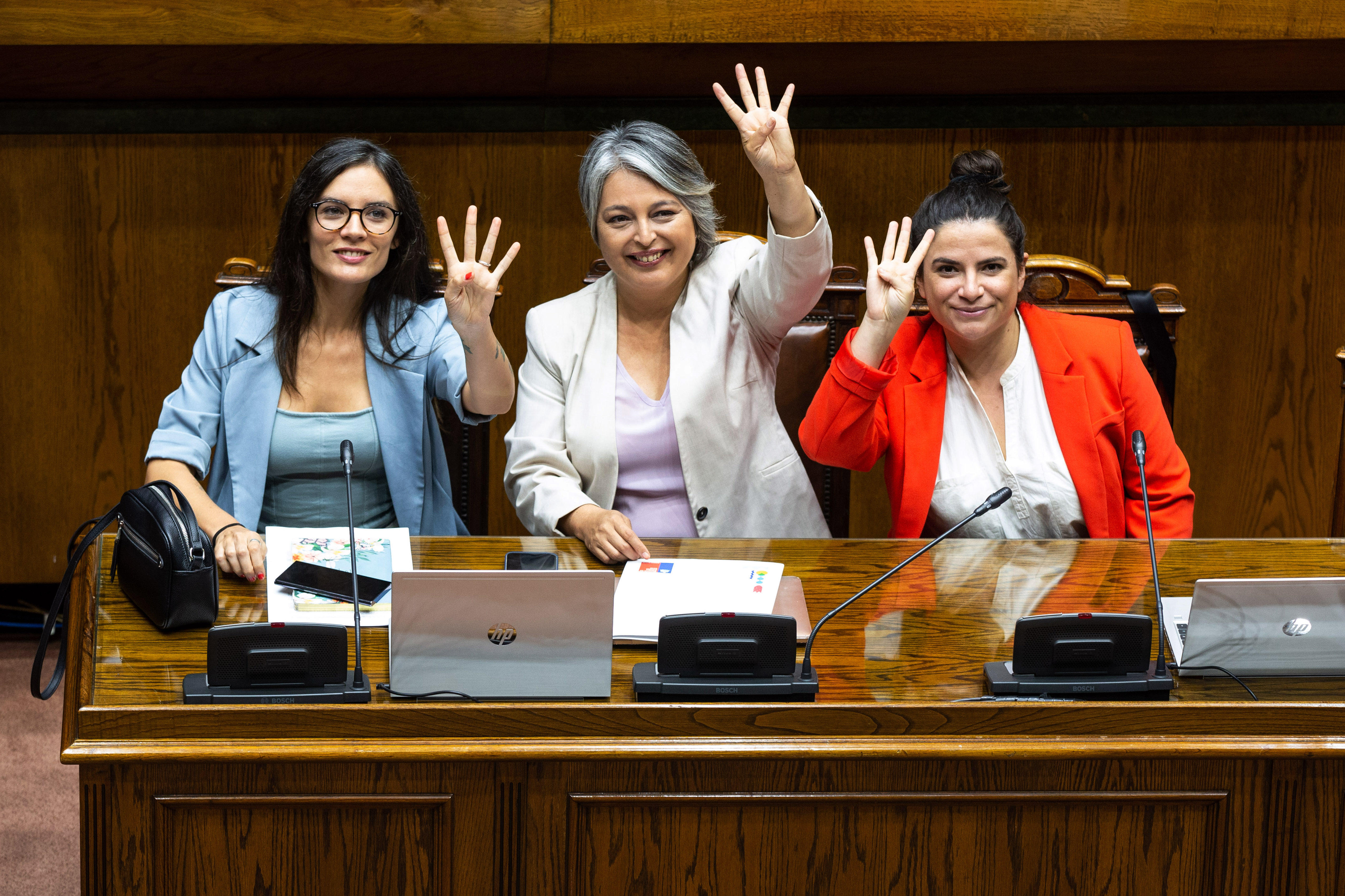 Chile está a un paso de hacer ley el recorte de la jornada laboral