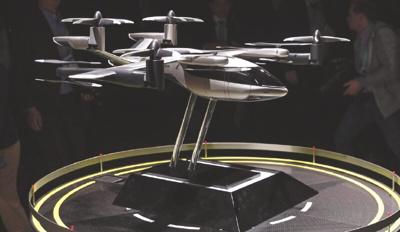 Presentan modelo de taxi volador en el CES