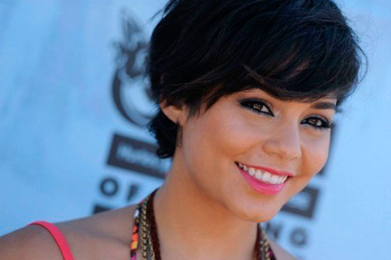 Voz y sonrisa: armas de seducción