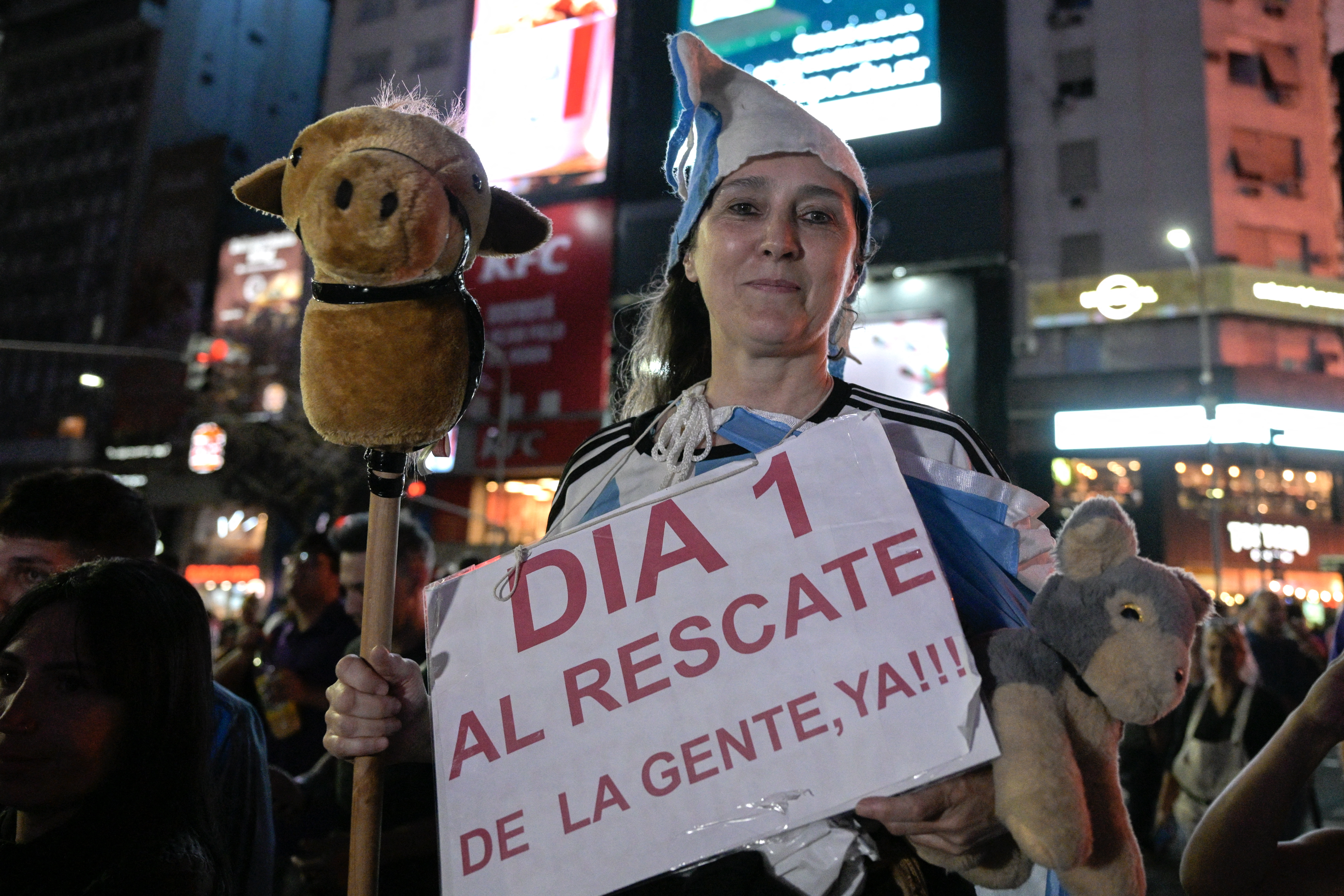 Milei, el más reciente golpe a los oficialismos de la región: estos son sus retos