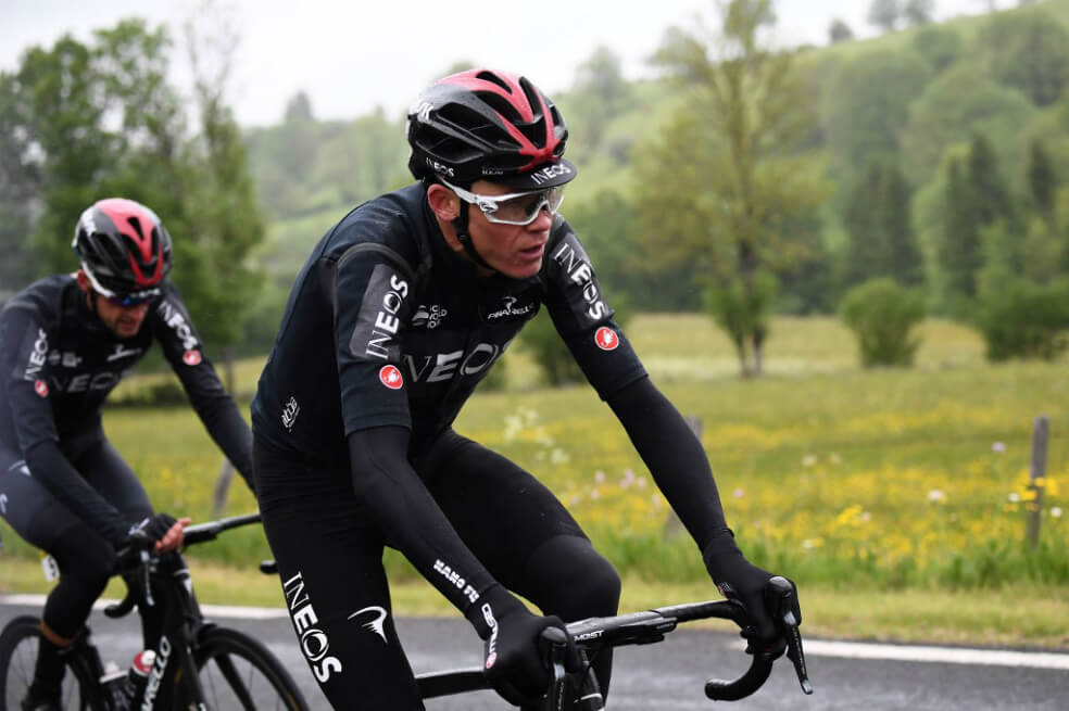 "Froome necesitará seis meses para regresar", dice el cirujano que lo operó
