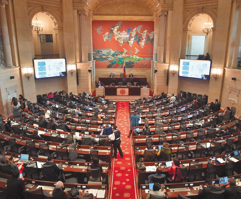 Comisión de reforma a la salud terminó sin acuerdos en los puntos esenciales