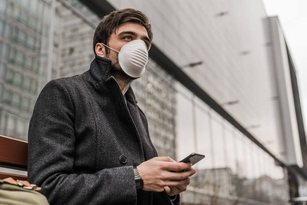 La pandemia pinta un panorama oscuro para los jóvenes