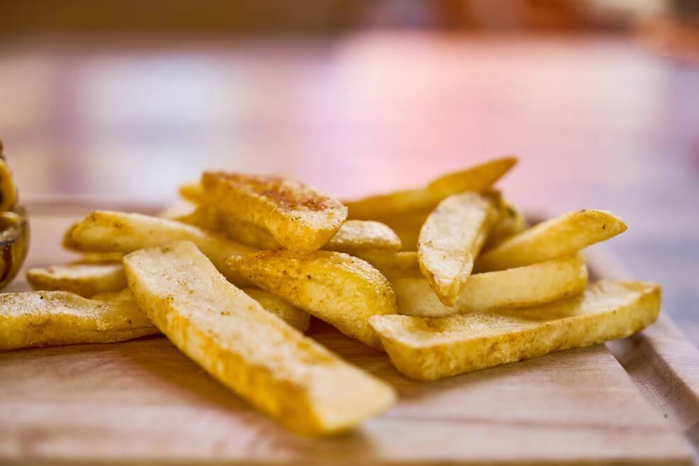 Un niño casi queda ciego por solo comer papas fritas