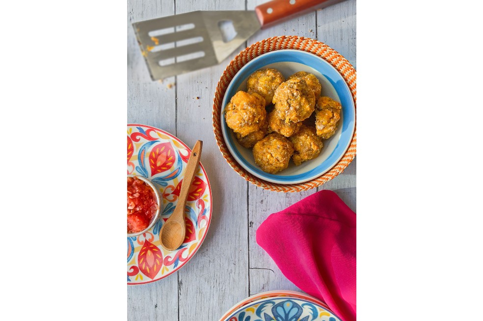 Las croquetas de plátano maduro sirven como acompañante de tu proteína favorita en el almuerzo o la cena.
