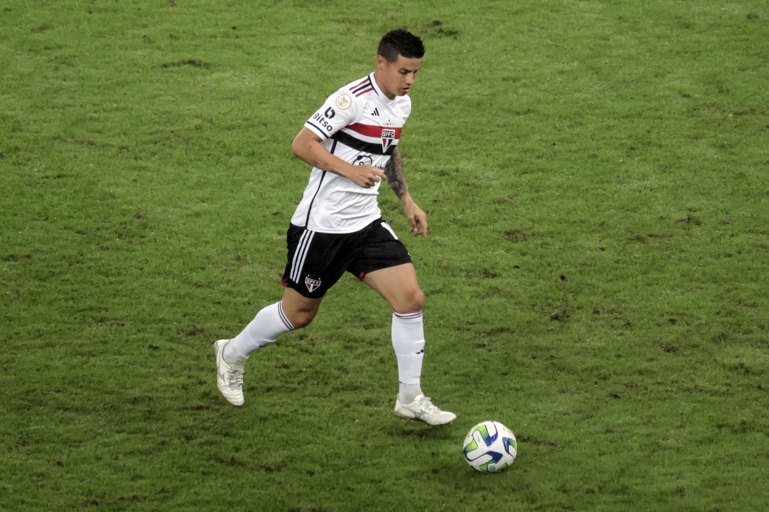 DT de São Paulo habló de James Rodríguez y explicó por qué le dio tan pocos minutos