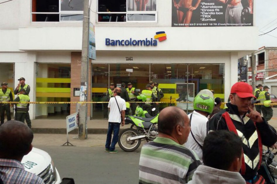 Joven con arma blanca protagonizó toma de rehenes en sede de Bancolombia en Jamundí