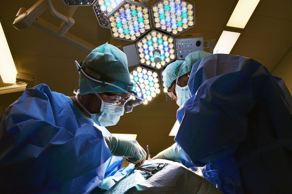 Universidad del Rosario adelantará grados a estudiantes de medicina de último semestre