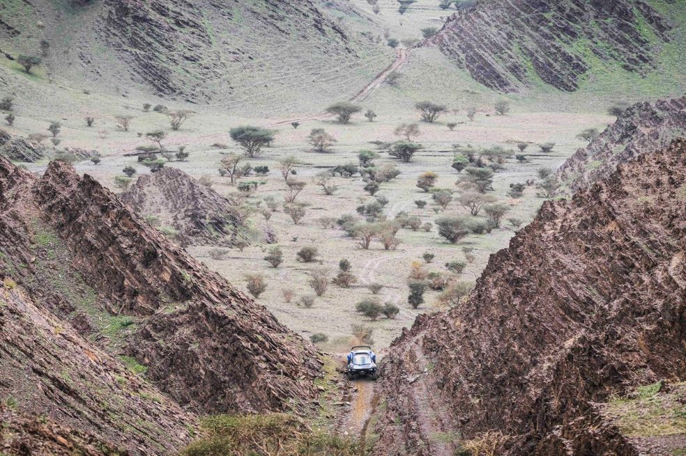 Rally Dakar: Carlos Sainz sigue líder, tras la segunda jornada