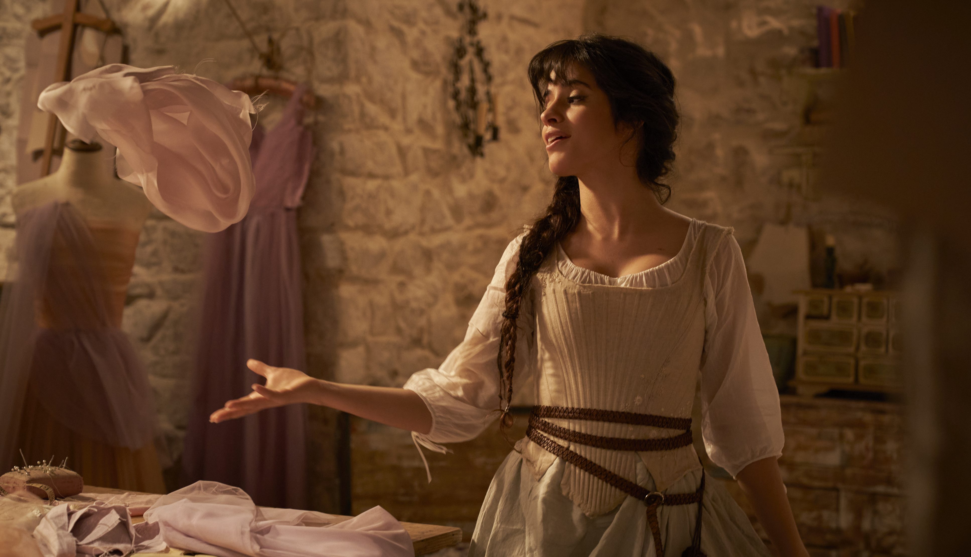 Este es el tráiler de la nueva “Cenicienta”, protagonizada por Camila Cabello