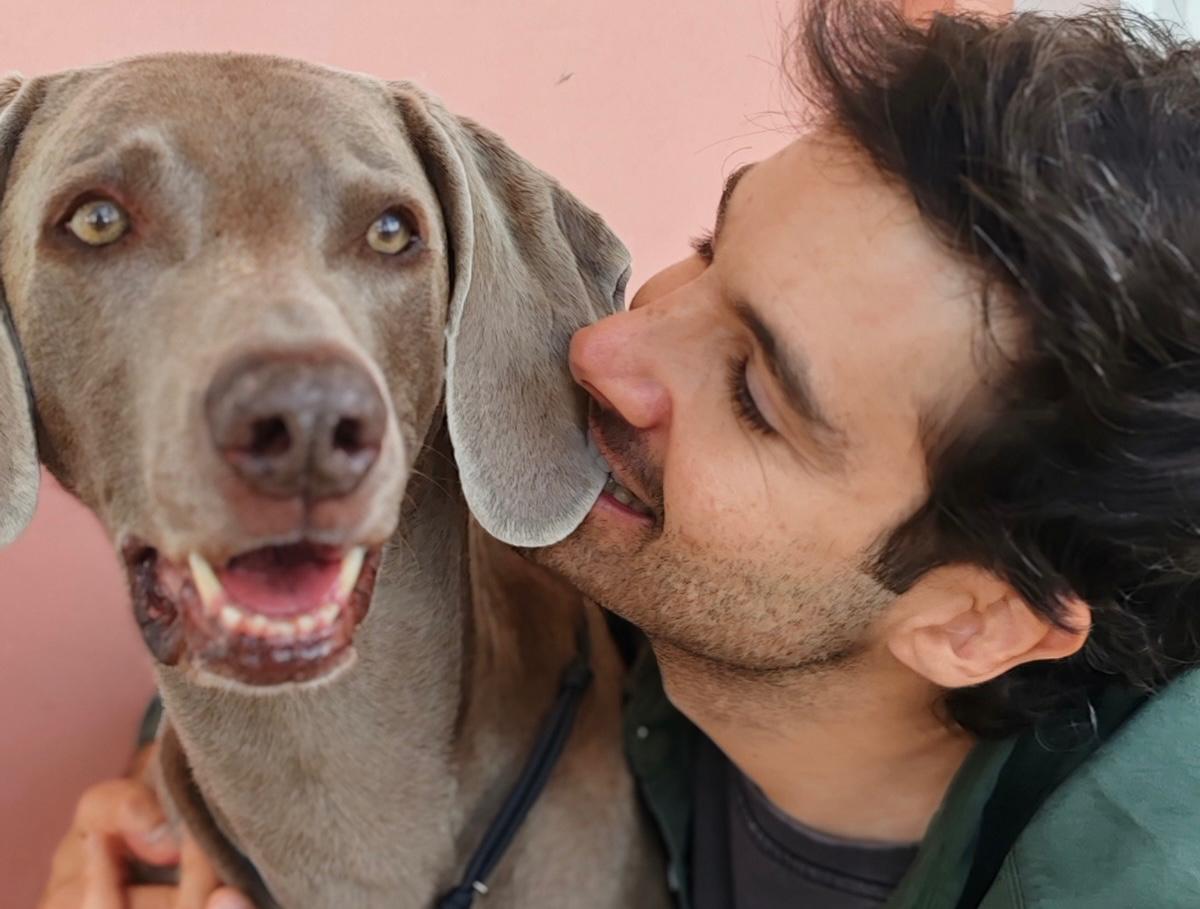 “Mi perro Luca me ayudó a sobrellevar la muerte de mis papás”: José Luis Uribe