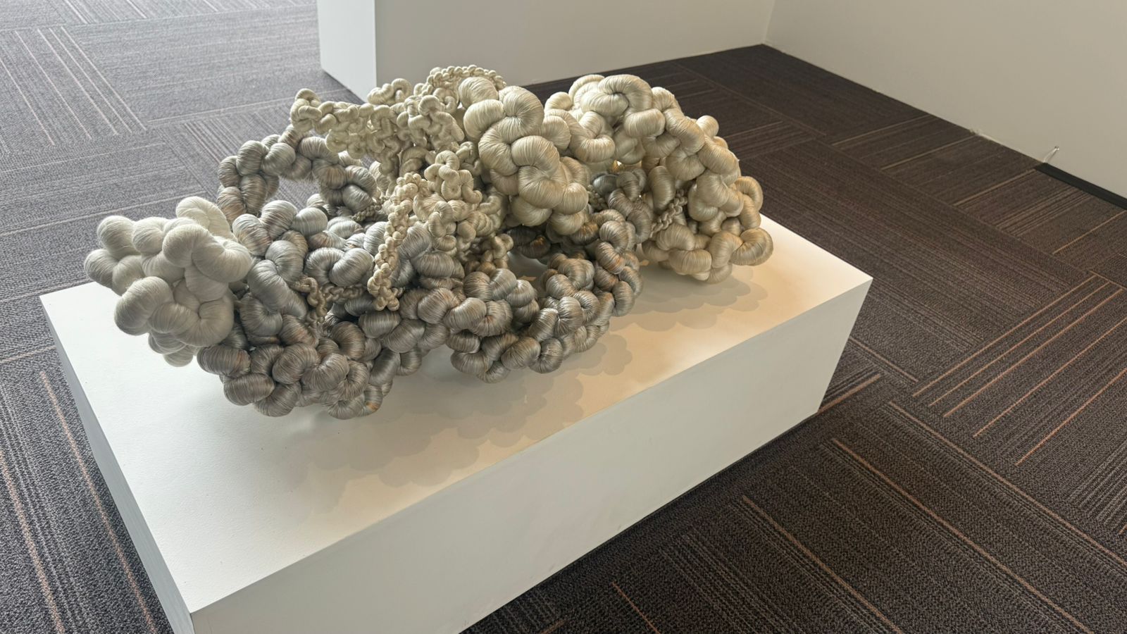 El arte textil se tomó ARTBO 2025 con “La trama del porvenir”