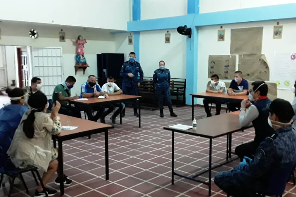 49 adultos mayores fueron aislados preventivamente en la cárcel de Villavicencio