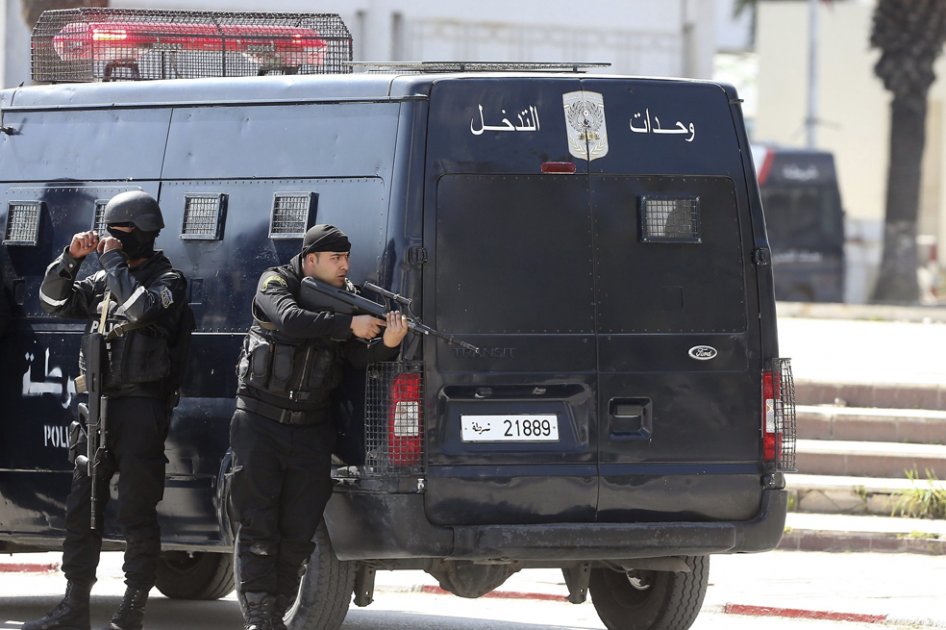 Familiares de general retirado, víctimas fatales de atentado terrorista en Túnez
