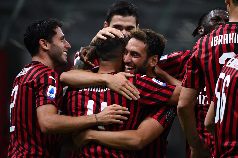 El Milan goleó al Bologna y se aferra a la Europa League