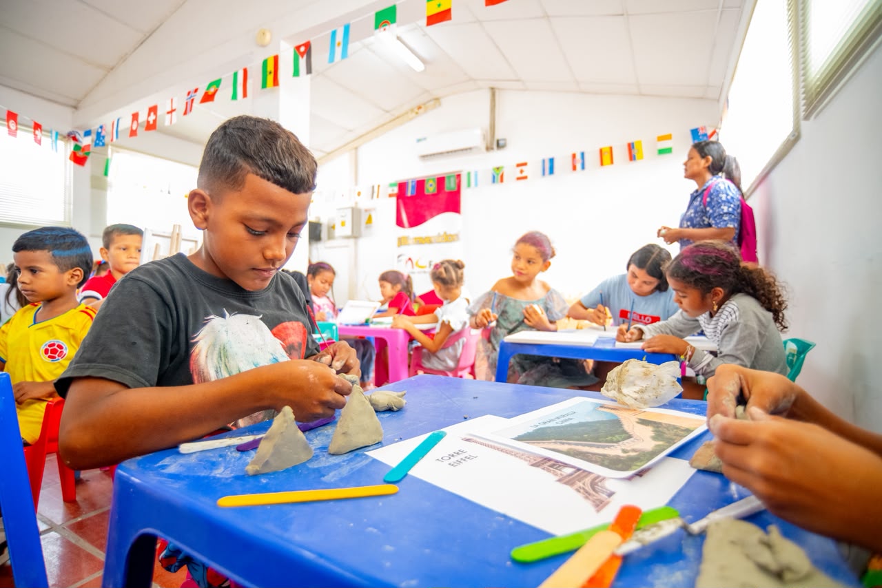 El tren que recorrerá el Caribe llevando arte a niños y niñas