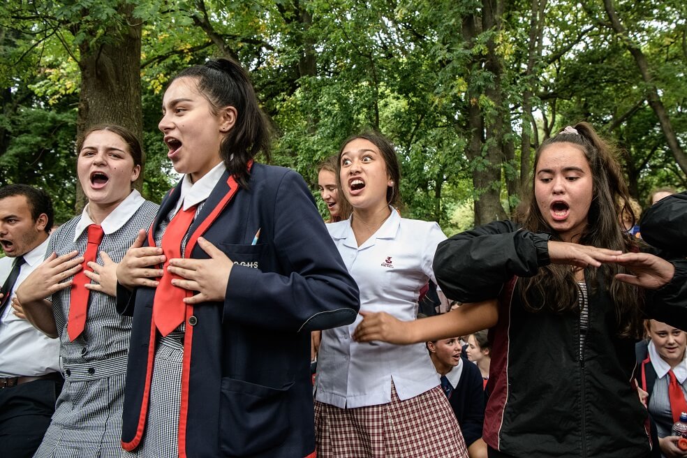 El Haka, ritual maorí, despide a las víctimas del tiroteo en Nueva Zelanda
