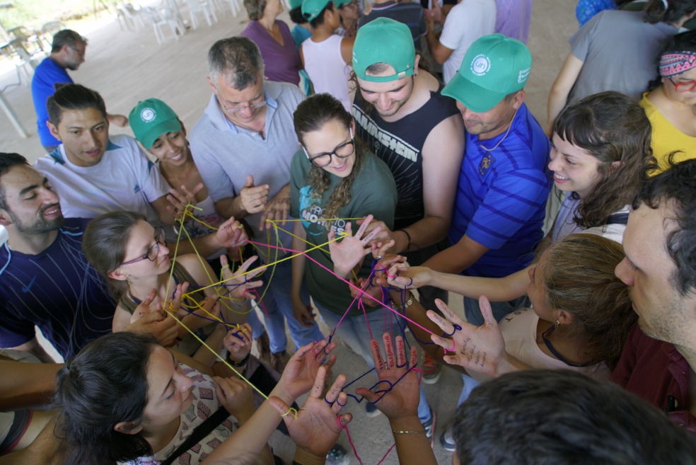 Algunas de las actividades del encuentro estaban dirigidas a fortalecer el trabajo en grupo.