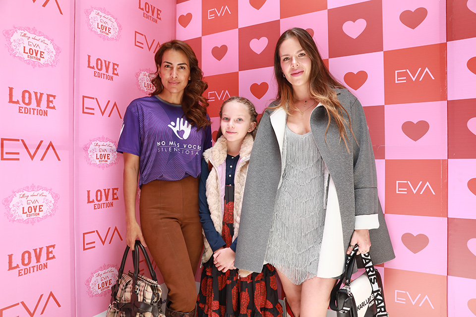 Johanna Moreno, Paloma Bethke y Isabela Córdoba