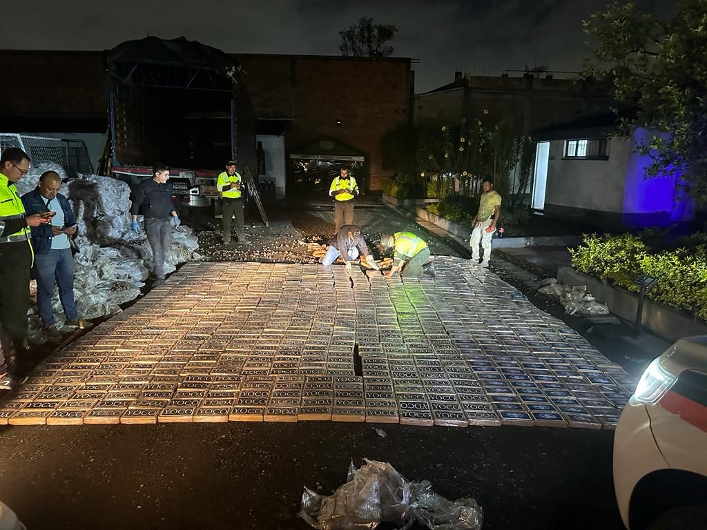 Incautan más de una tonelada de cocaína en peaje Chusacá, en Cundinamarca
