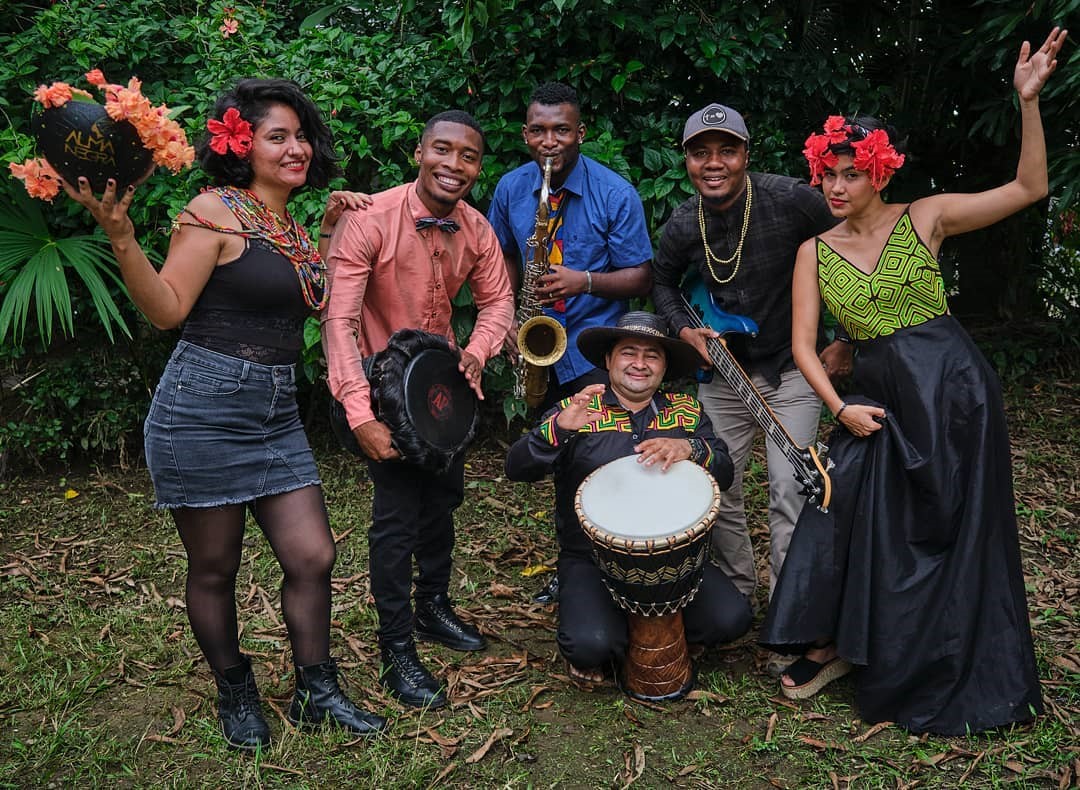 Alma Negra es una agrupación que se dedica al bullerengue.