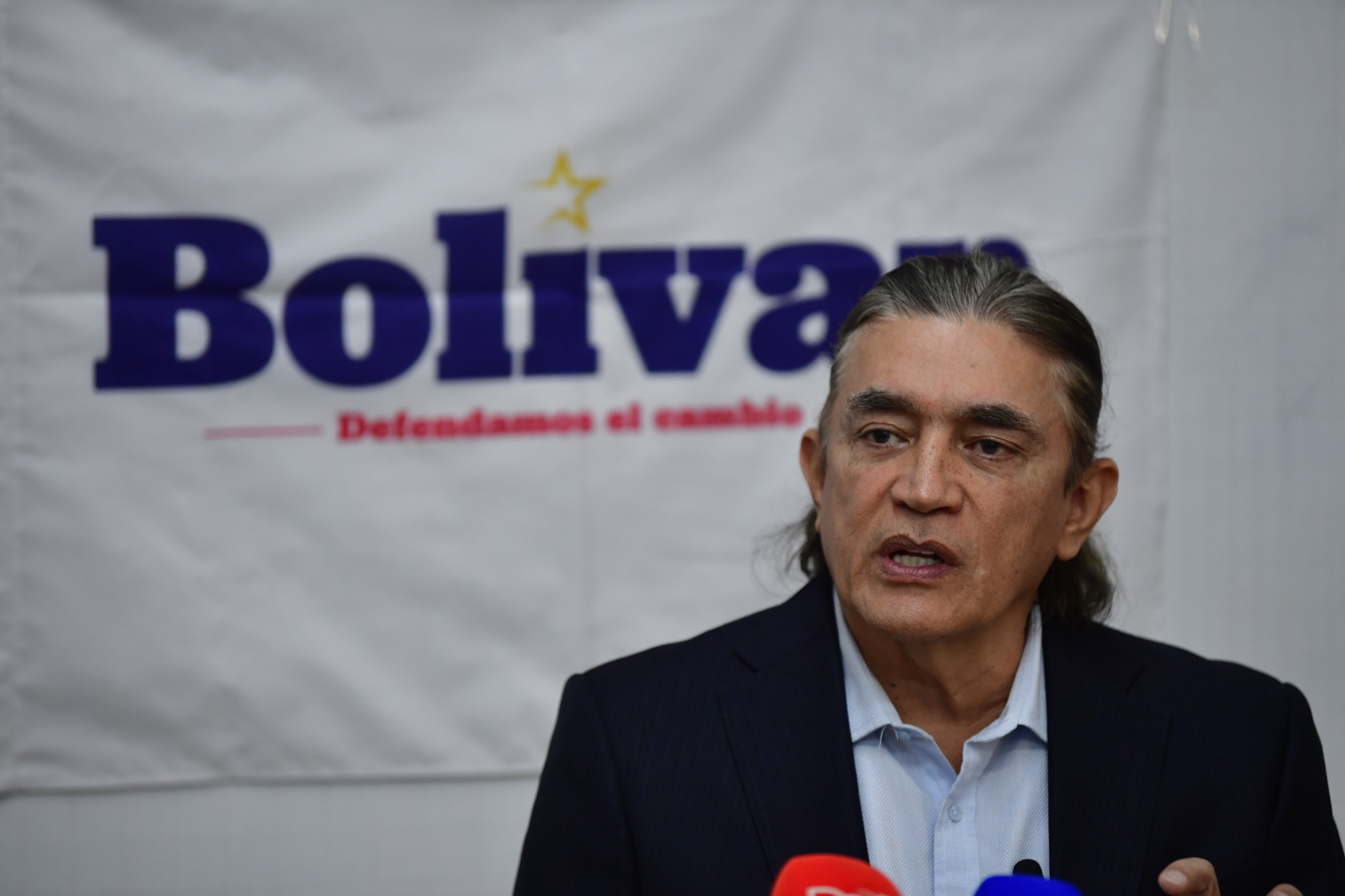 Bolívar lanza indirecta y dice que el Pacto corre el riesgo de quedar en “manos oportunistas”