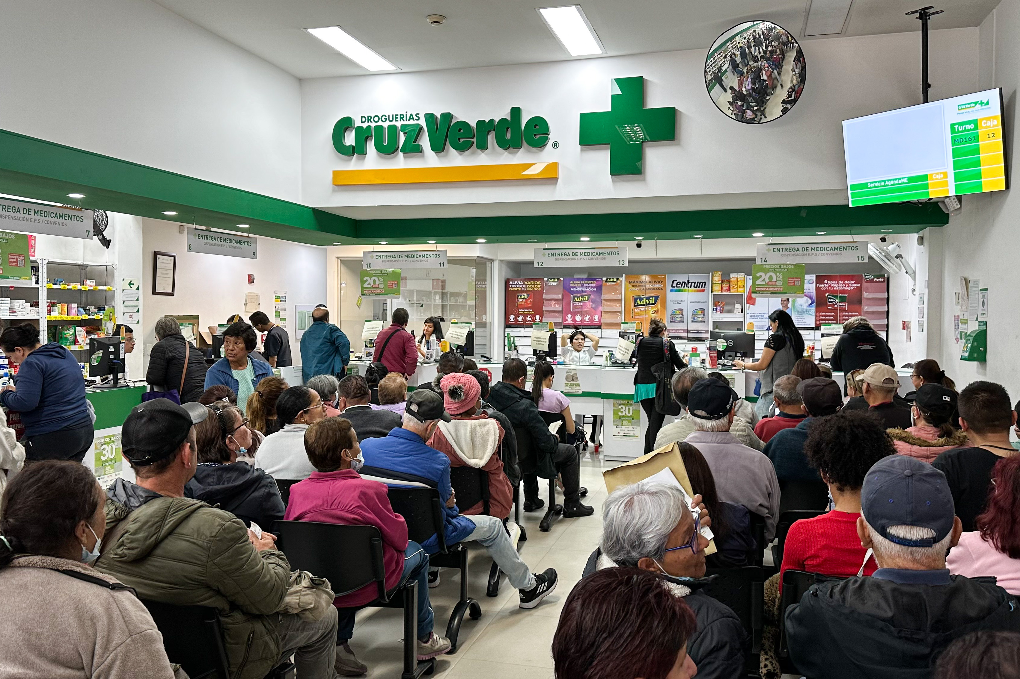 Cruz Verde dejará de dispensar medicamentos a pacientes de Sanitas desde el 1.° de octubre