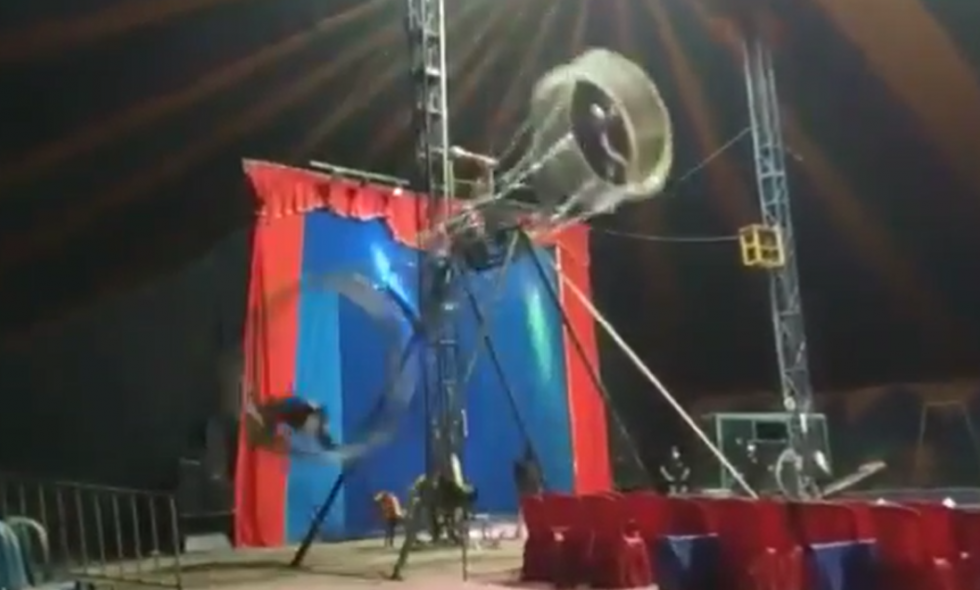 Acróbata cayó al vacío durante presentación de circo en Valledupar