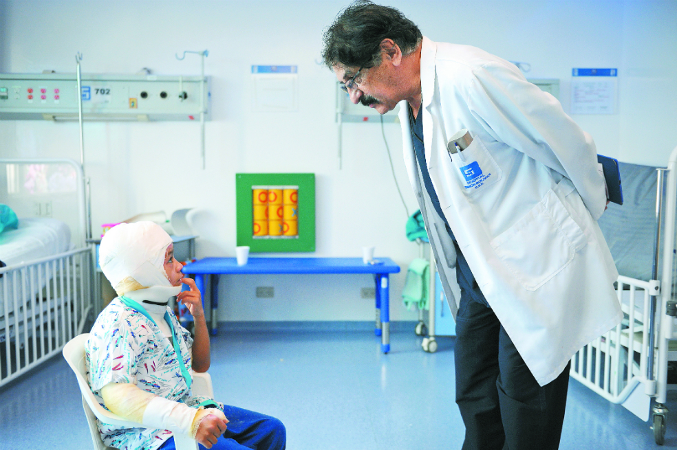 El hospital Simón Bolívar de Bogotá tiene un «osito» que cura