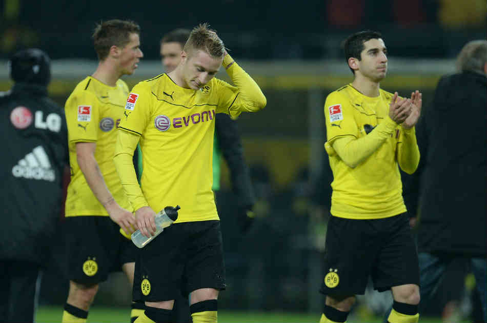 Borussia Dortmund accede a octavos tras agónica victoria ante Marsella