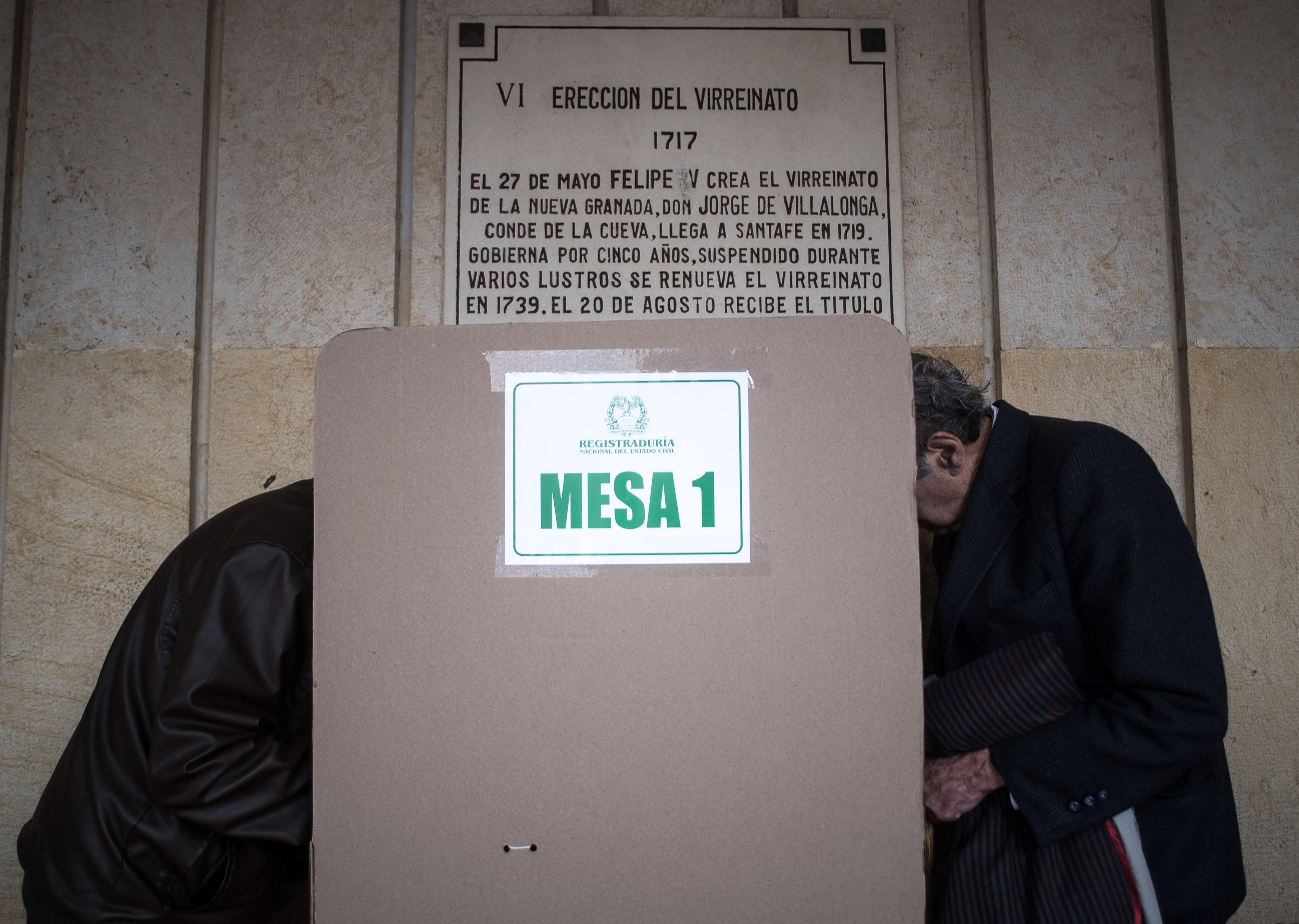 Dos cubanos en las elecciones colombianas
