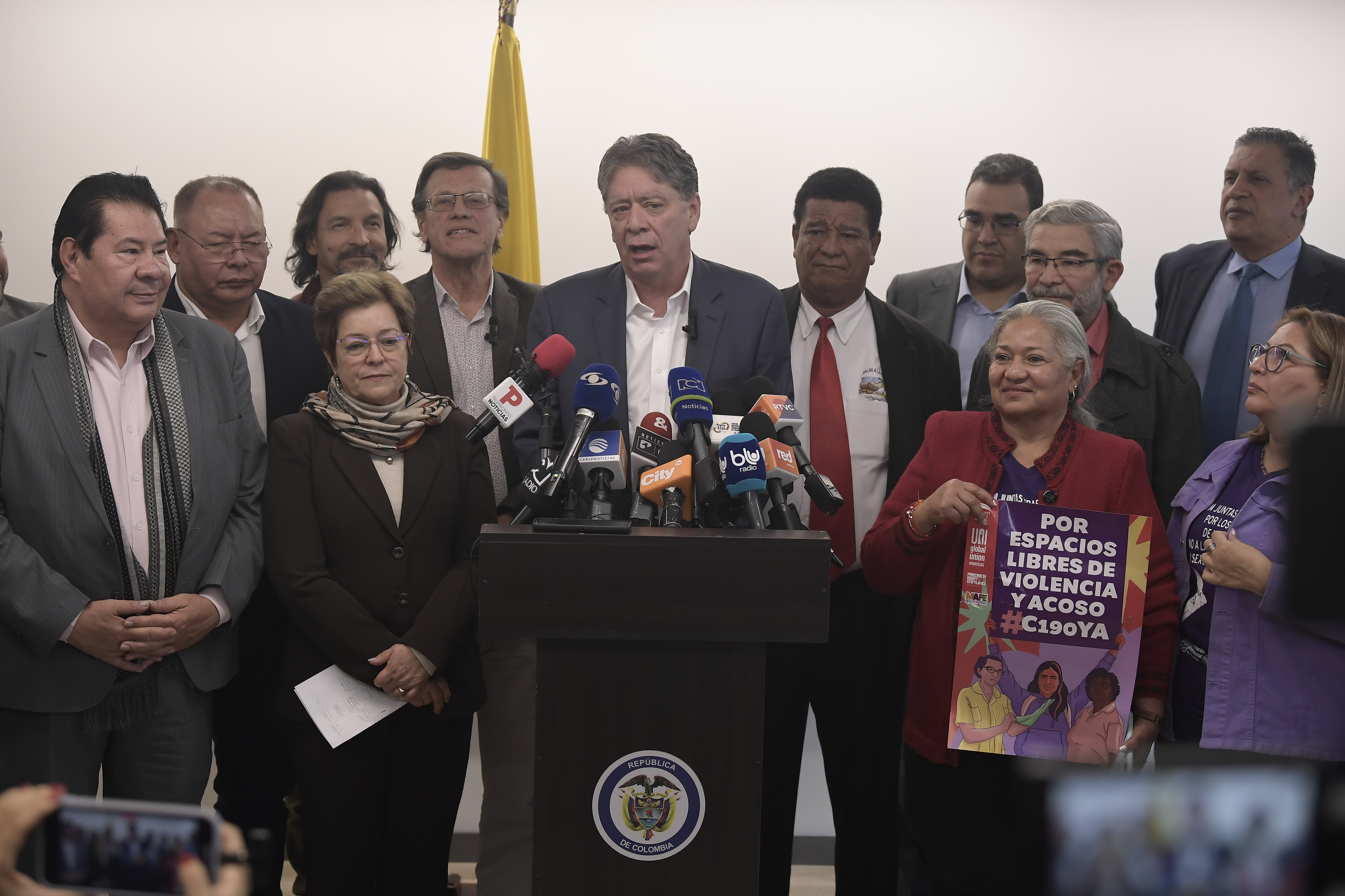 Retos del salario mínimo para empresas y trabajadores
