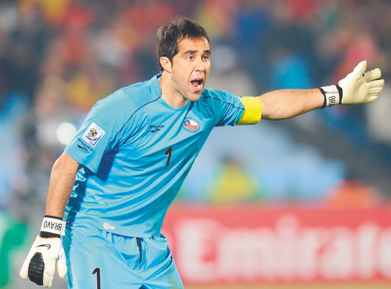 “Buscar un empate sería suicidarse”: Claudio Bravo