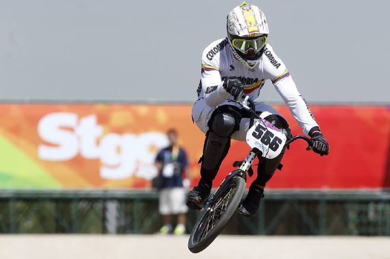 Carlos Oquendo: entre el BMX y sus hijos