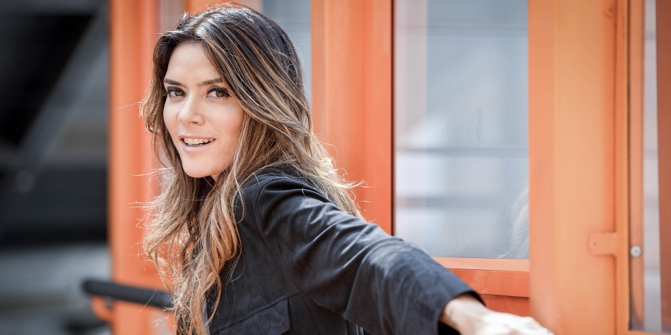 “El amor siempre lo merece todo”, Kany García