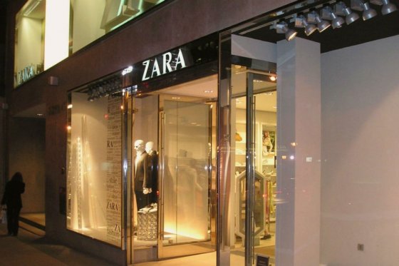 Zara se excusa por negarle la entrada a mujer que portaba velo en Francia
