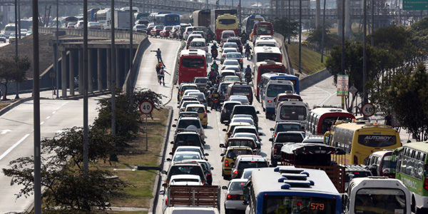 Alcalde de Soacha propone pico y placa en la Autopista Sur durante el plan retorno