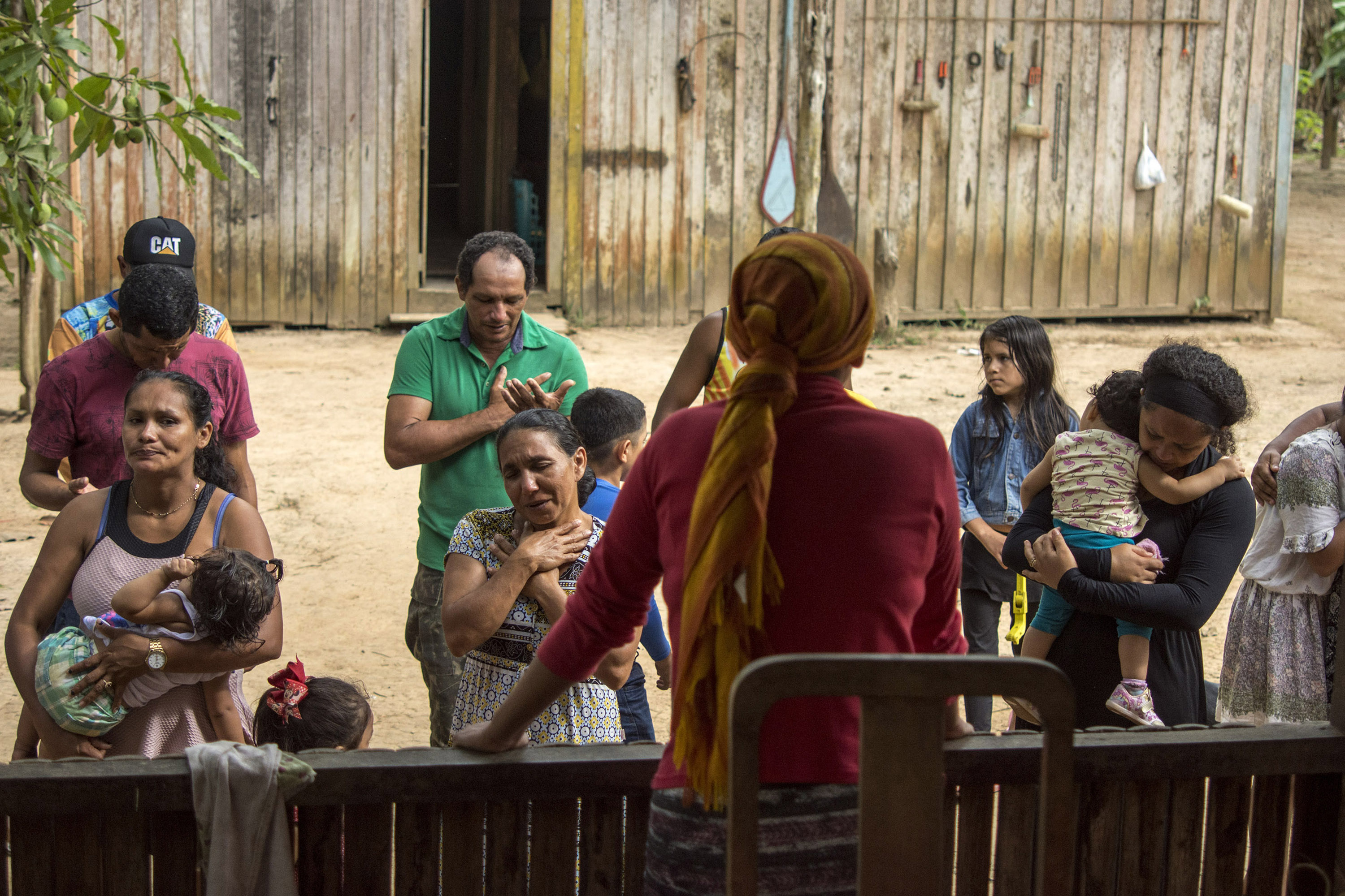 Indígenas Mura, en Brasil  y su lucha por proteger la Amazonia su territorio.