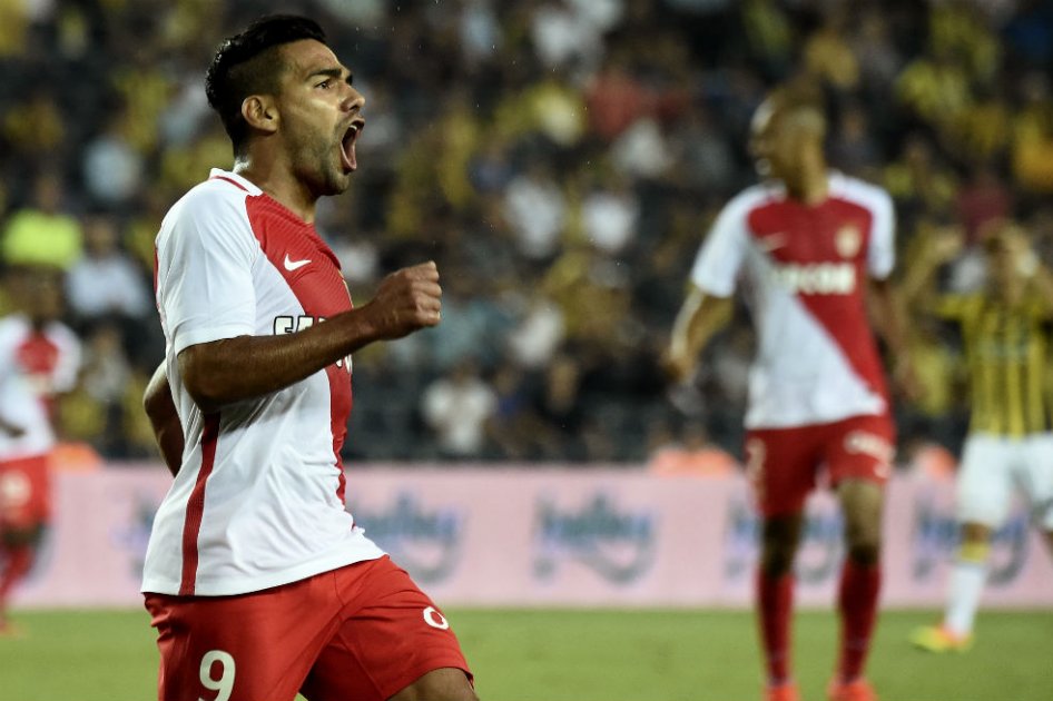 Falcao hace trabajos de campo con el Mónaco