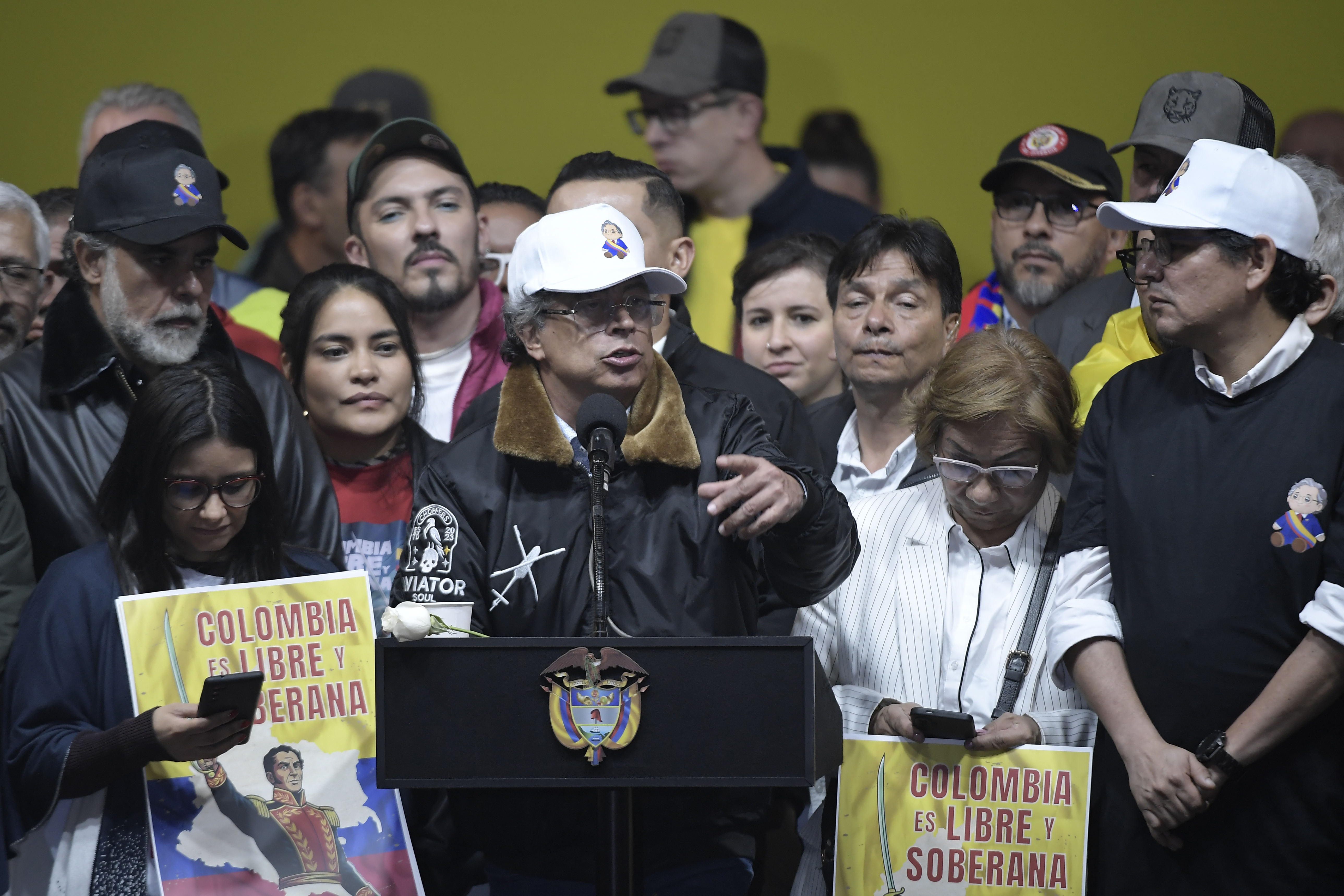 Oficialismo alista marchas para el 1° de mayo: Petro pide recoger firmas para constituyente