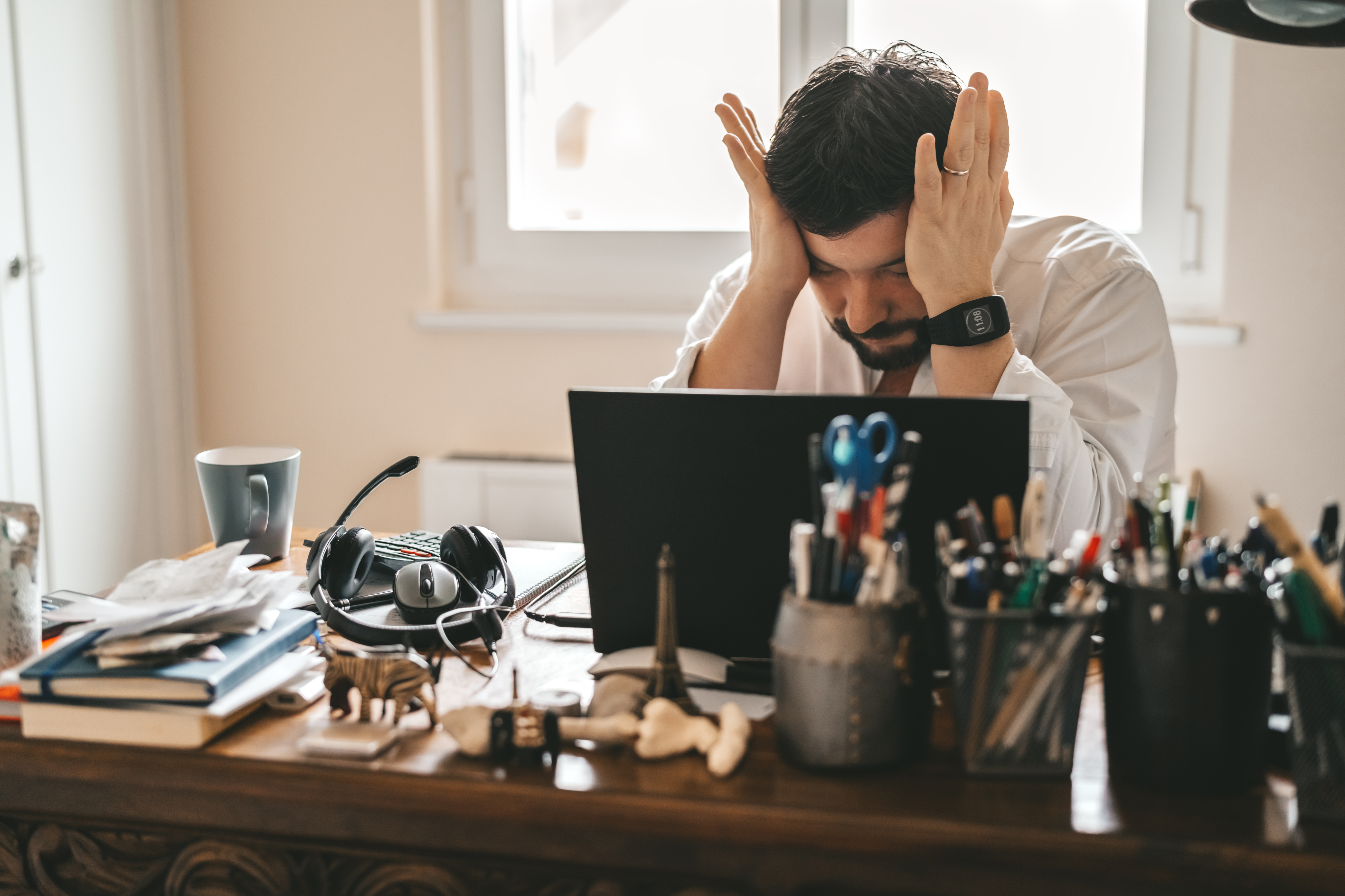 Así opera la nueva ley de desconexión laboral: ¿qué puede hacer y qué no su jefe?