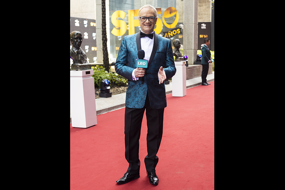 Carlos Giraldo 50 años sábados felices
